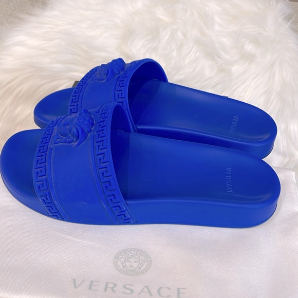 $350 VERSACE Palazzo Medusa Pool Slide Sandals - Picture 4 of 8